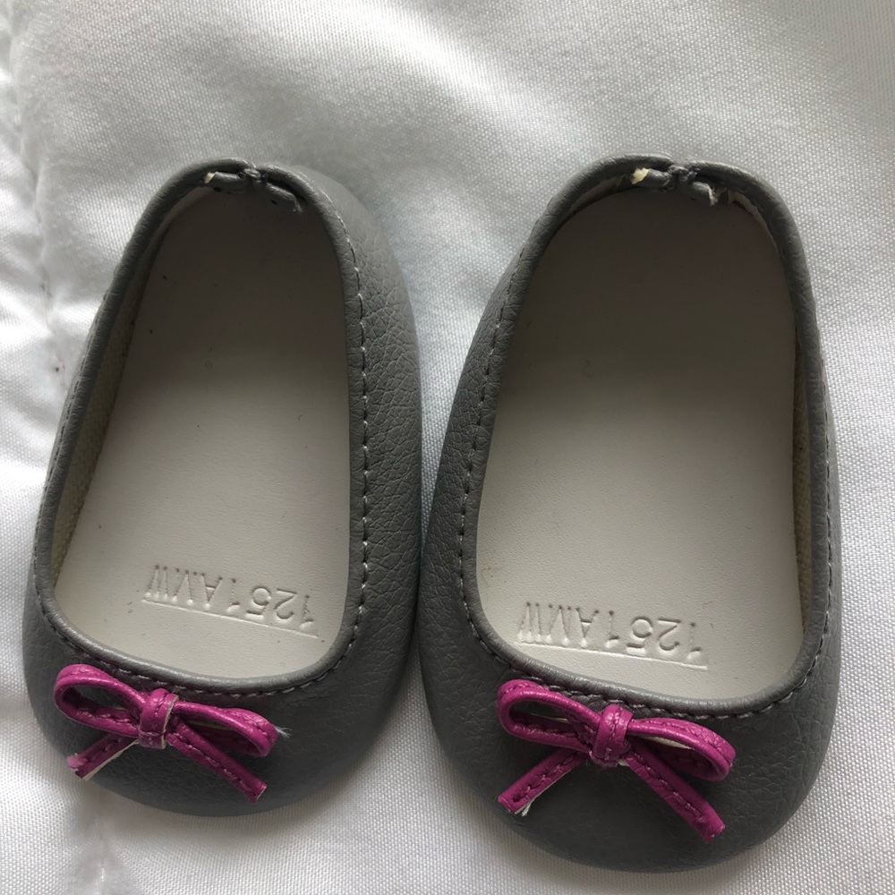 American Girl Sweet School Dress and shoes - Picture 5 of 6